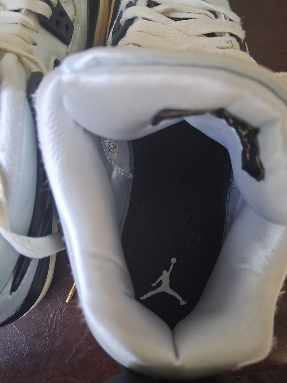 Nike Air Jordan IV Retro GS Platinum Gold - Size 6.5Y